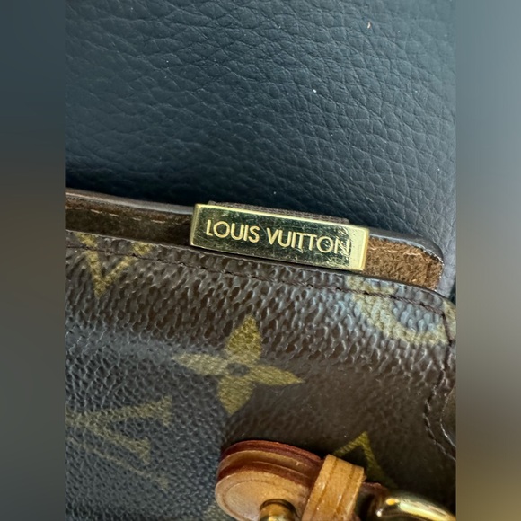 Louis Vuitton Monogram Etui Mobile Case - Picture 4 of 5